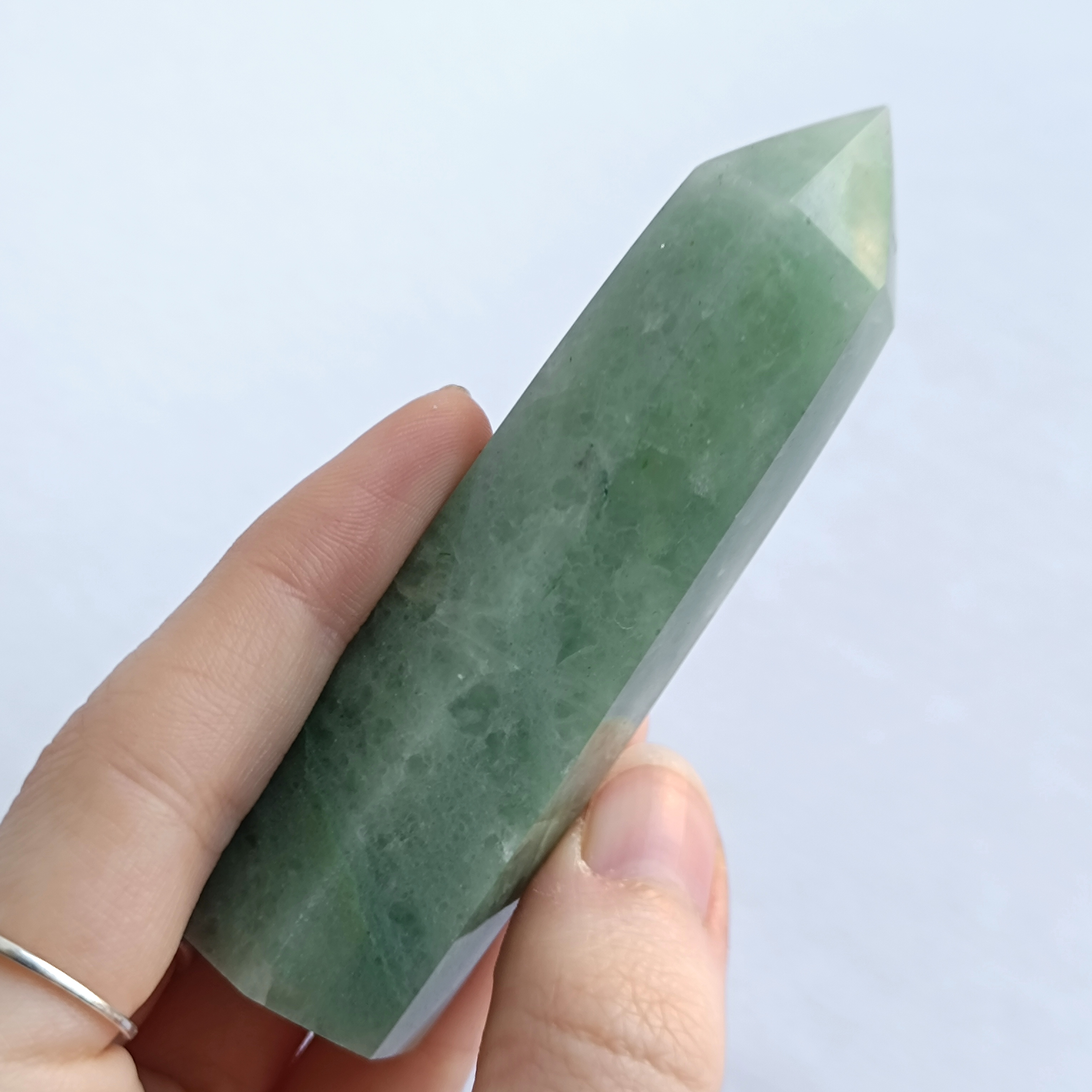 AVANTURÍN obelisk 90g č.1