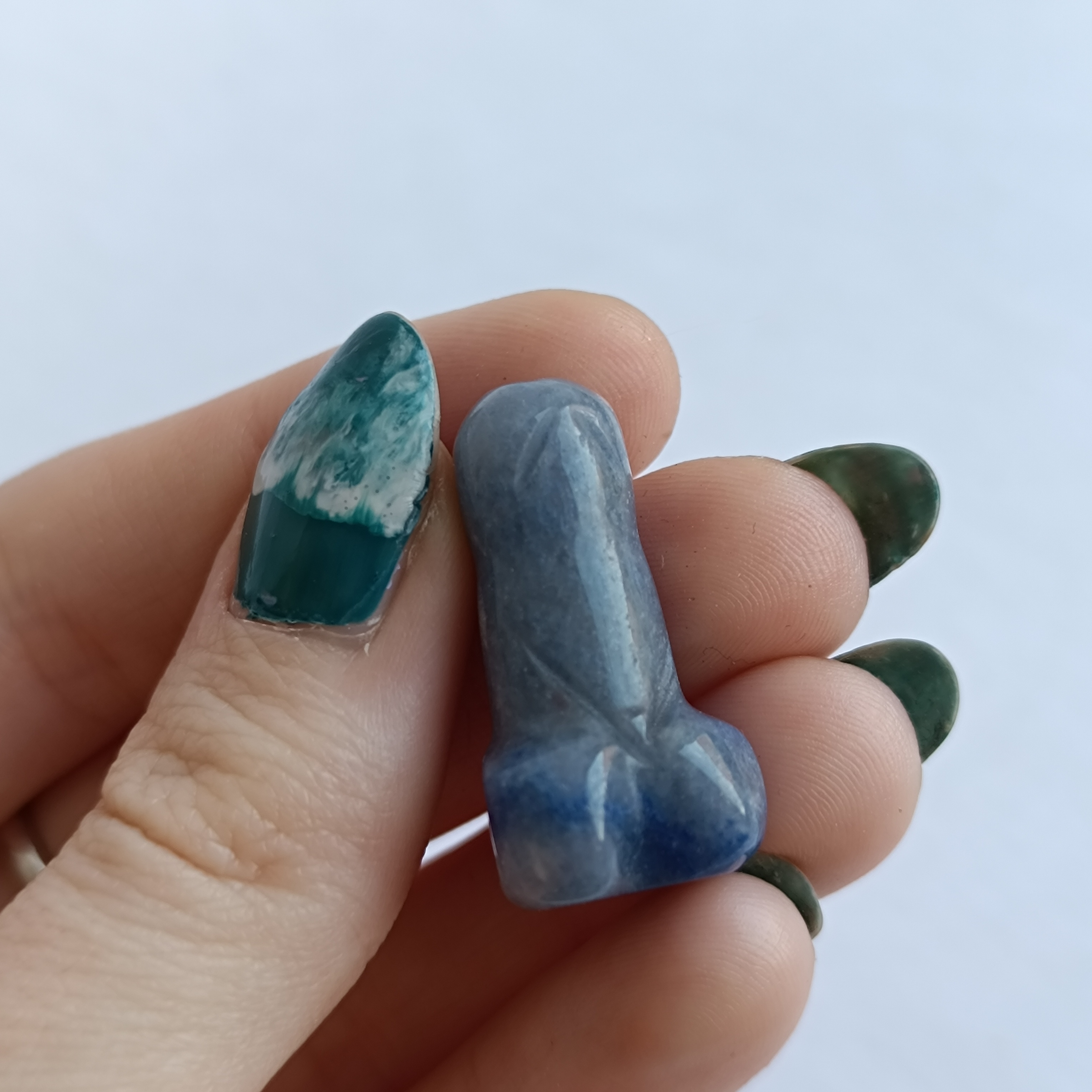MINI úd z minerálu 3cm - různé druhy