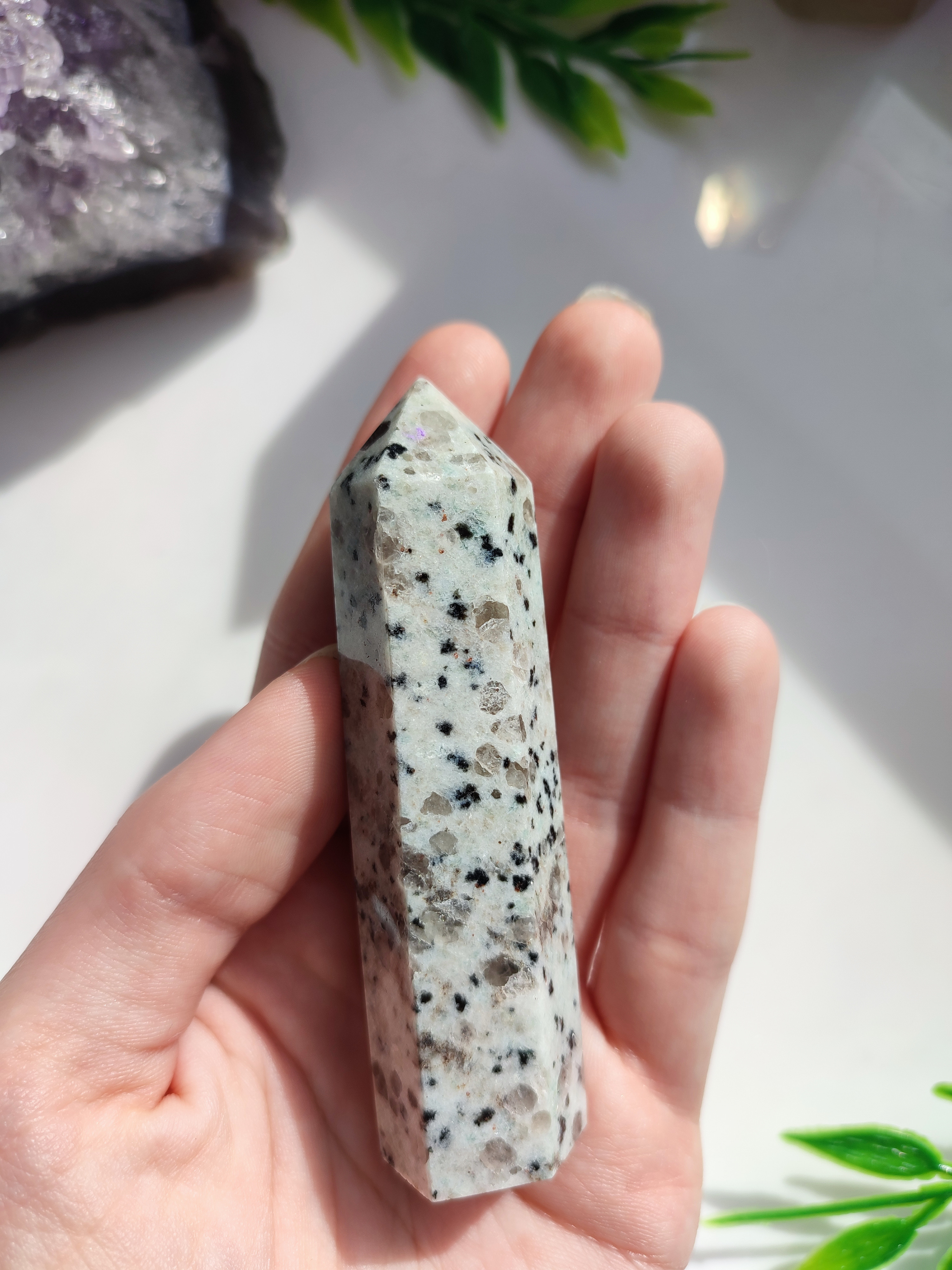 KIWI JASPIS obelisk č.1 74g