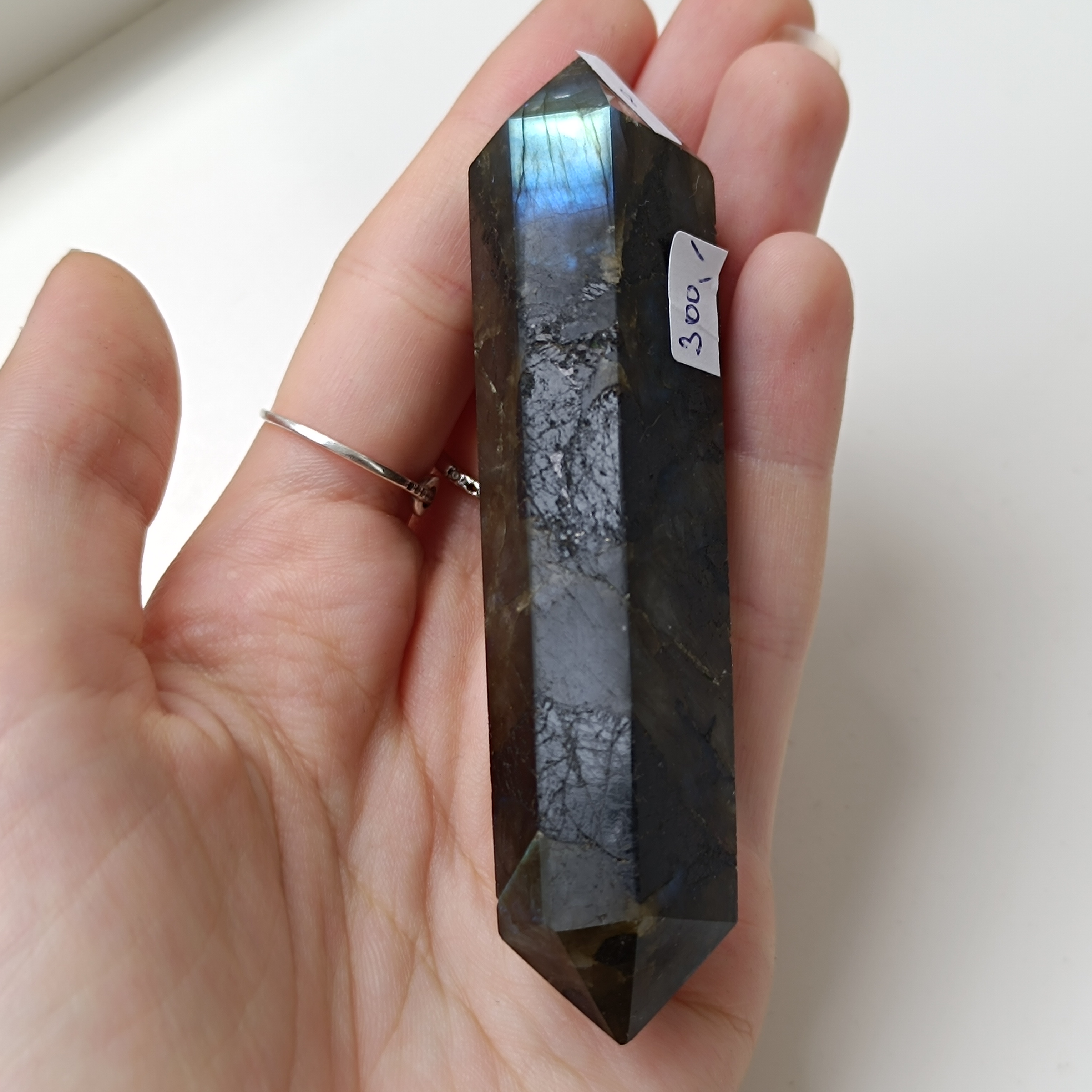 LABRADORIT dvojitý hrot č.8 84,7g